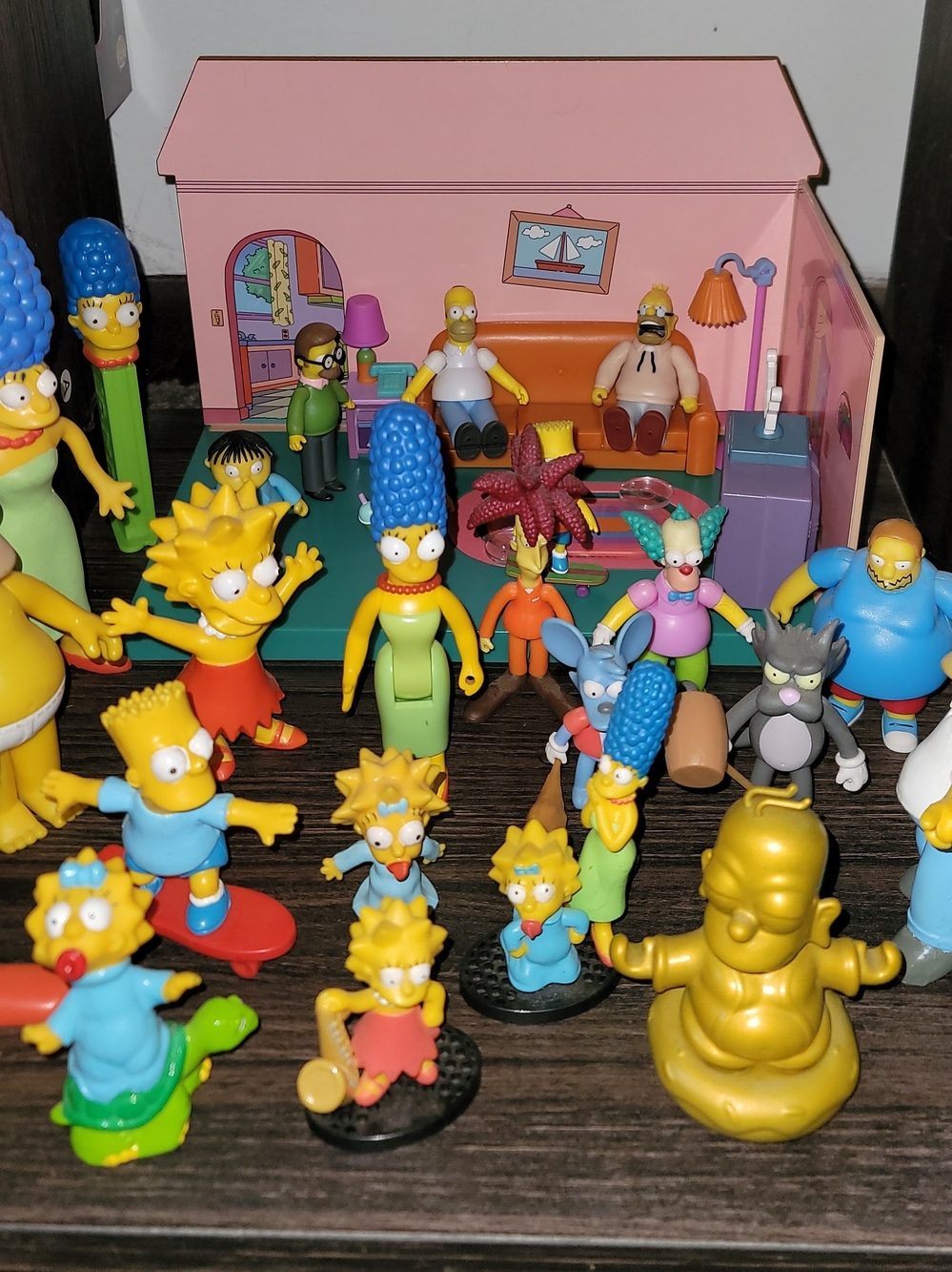 Assorted Yellow & Blue Cartoon Family Mini Figures Play Set